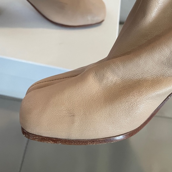 ICONIC Maison Margiela Tabi Vintage Leather boot  Size 40 Color- Bisnchetto - Picture 9 of 14